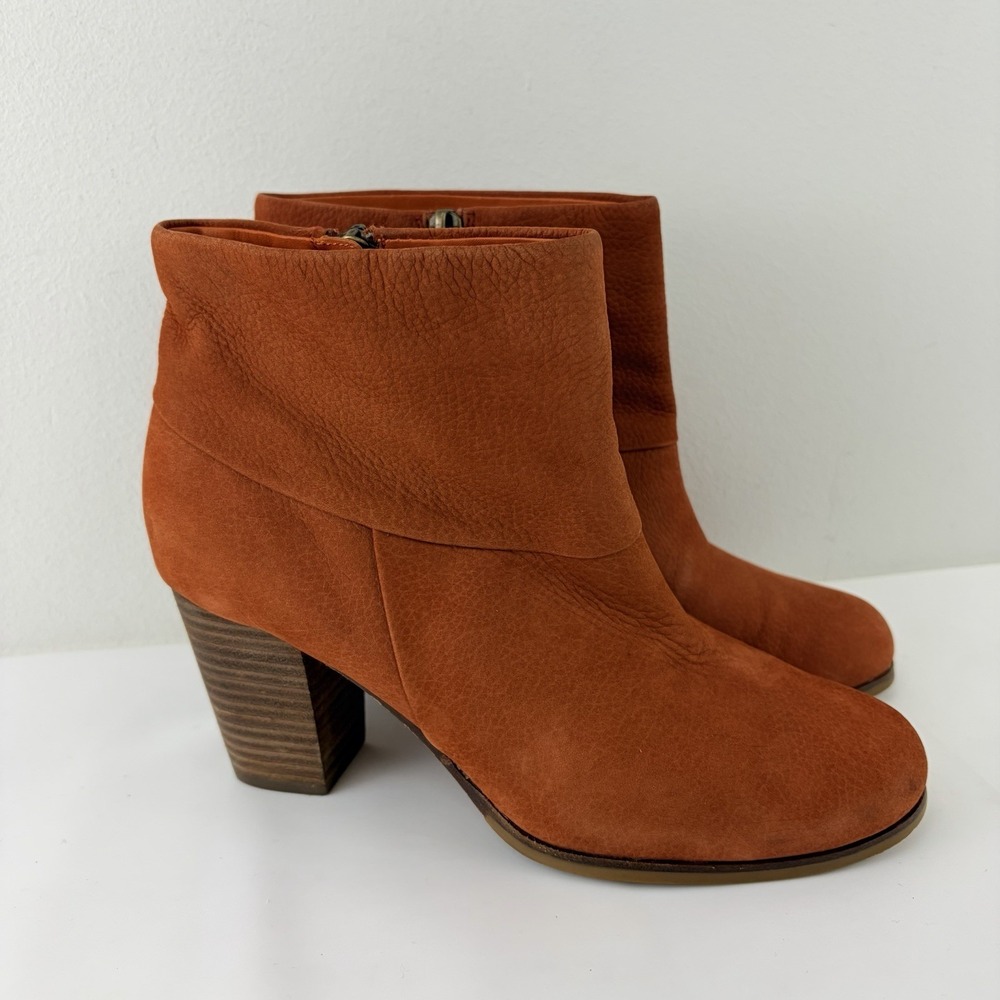 Cole Haan Women's Orange Suede Ankle Boots Block Heel Size 8B Modern Classic